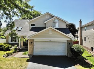 1582 Hinterlong Ln, Naperville, IL 60563