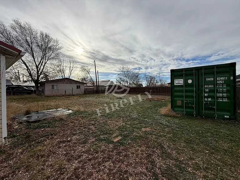 313 W 3rd St S — Photo 16