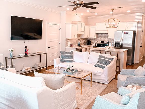 2nd image of 4090 Fieldstone Loop