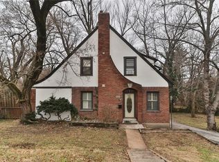 249 Edgar Rd, Saint Louis, MO 63119