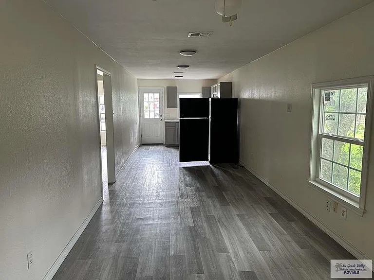 243 Freddy Fender Ln — Photo 2