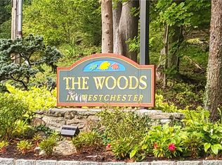 241 Woods Brooke Cir, Ossining, NY 10562