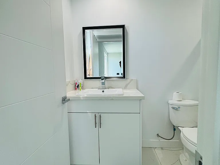 1301 N Kingsley Dr #19 — Photo 21