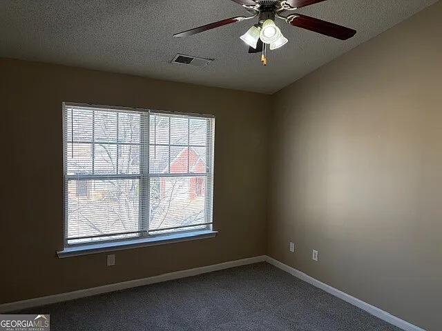 306 Lauren Dr — Photo 7