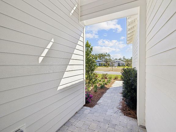 5th image of 209 Orman Ct