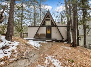 33148 Arrowbear Dr, Arrowbear Lake, CA 92382