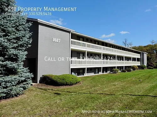 1015 Howe Ave Photo 1