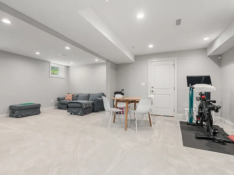 78 Waban Park #78 — Photo 9