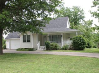 501 College St, Pilot Grove, MO 65276