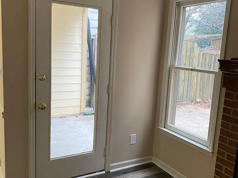 1414 Old Virginia Ct SE — Photo 11