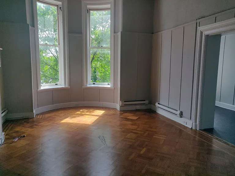 For Rent: Urban Luxury at 914 N. Charles St Your City Lifestyle Awaits! — Photo 38