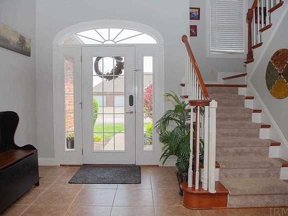 2nd image of 2624 Thornhill Dr