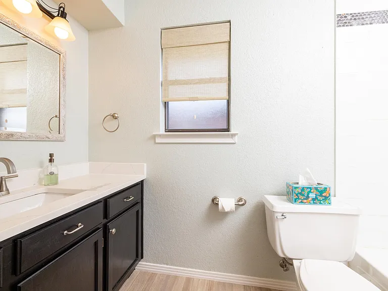2403 Bayberry Ln — Photo 26