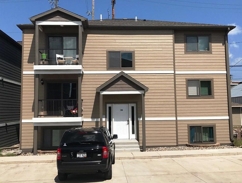 1st image of 176 E 2nd St #1