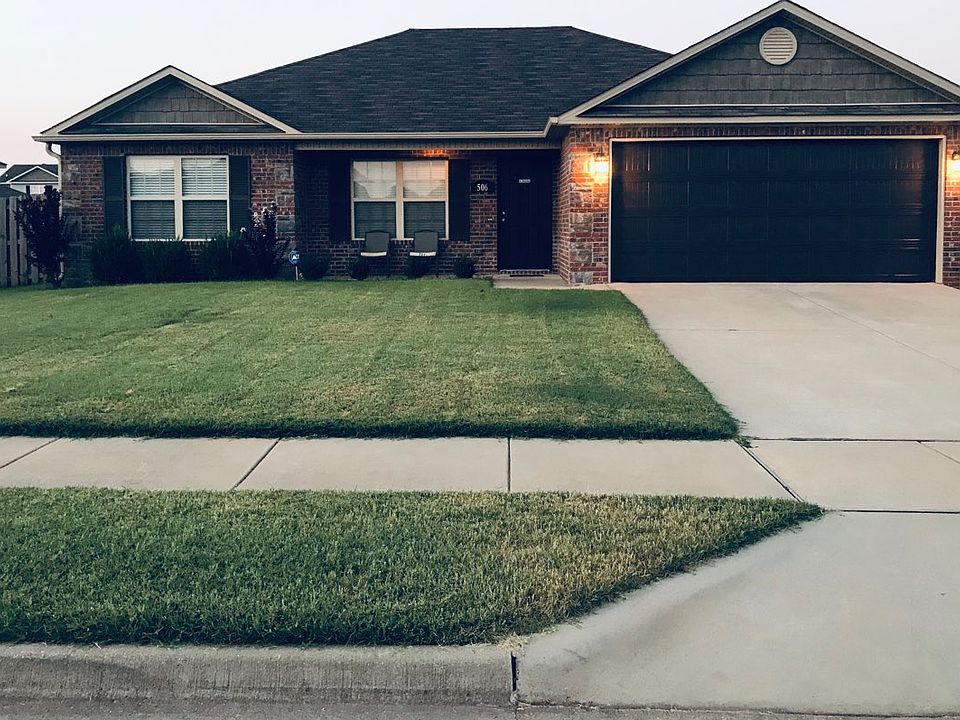 1st image of 506 W Gillian Ave