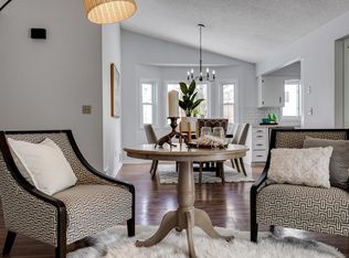 20 Oak Ridge Trl, Circle Pines, MN 55014