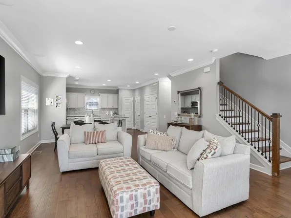 712 Bellevue Rd, Nashville, TN 37221