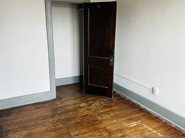 9 Woodland Apartments — Photo 19
