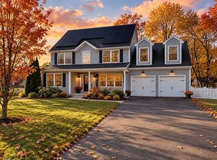 22 Hunters Ln, Plantsville, CT 06479