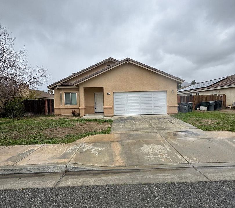 2nd image of 445 Jonnie Way