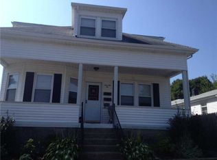 76 Seneca Ave, Pawtucket, RI 02860