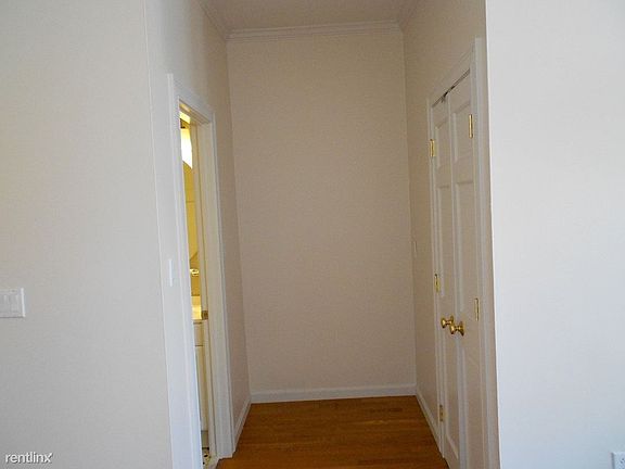 48 Burbank St. #7 Boston (Kenmore) Shared Unit Photo 6