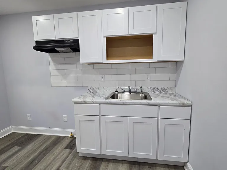 5441 Wakefield St — Photo 8