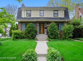 1776 Washington Ave, Wilmette, IL