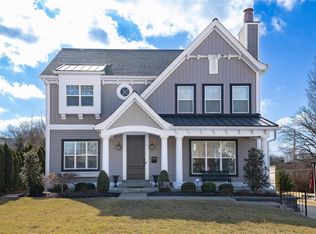 9376 Parkside Dr, Saint Louis, MO