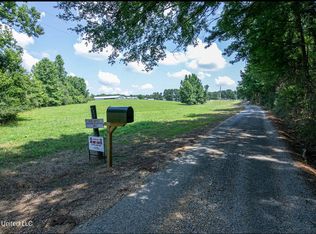 127 W Progress Rd, Prentiss, MS 39474