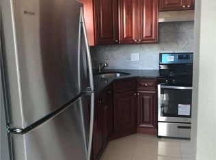 56-21 137th St #3, Flushing, NY 11355