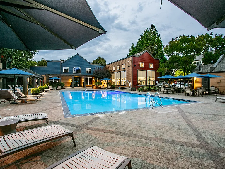 Poolside Seating