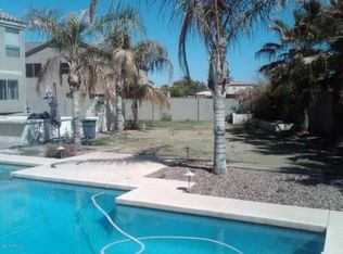 1039 S Roles Dr, Gilbert, AZ 85296