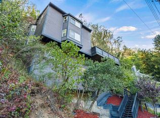 6461 Valley View Rd, Oakland, CA 94611