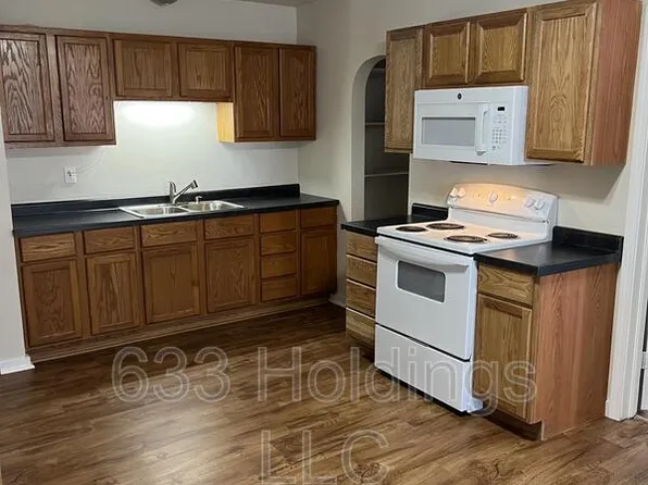 104 N Niles St #2, Metamora, IL 61548