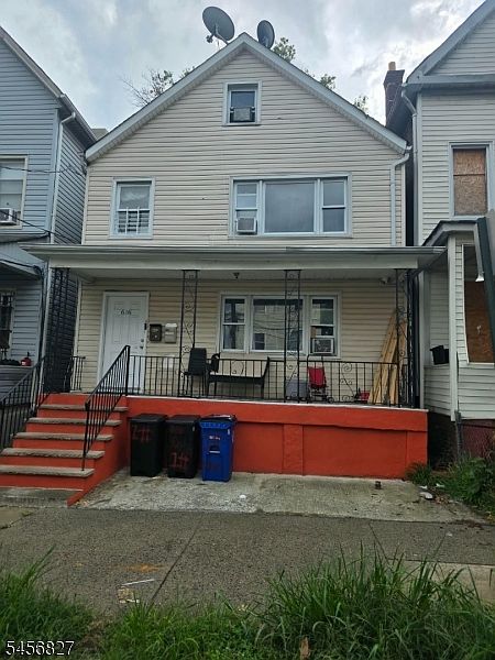 1st image of 616 Fulton St