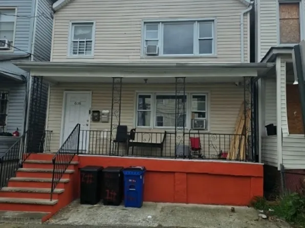 616 Fulton St, Elizabeth City, NJ 07206