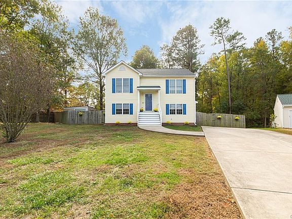 4th image of 2531 Hedges Ct