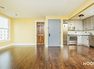 1027 President St #4A, Brooklyn, NY 11225