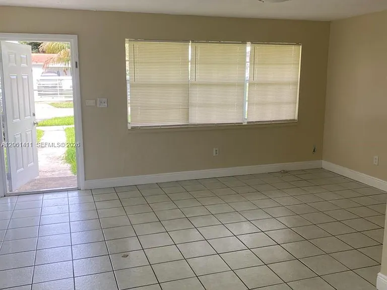 27922 SW 130th Ct — Photo 1