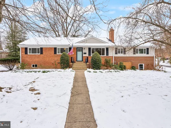 3813 Larchmont Dr, Annandale, VA 22003
