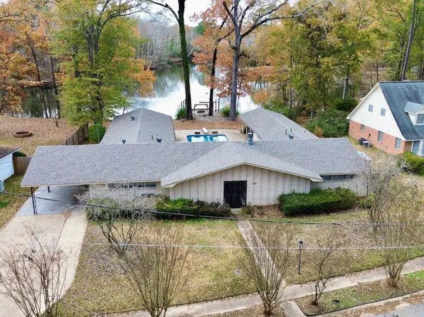 5018 Riverwood Cir, Jackson, MS 39211