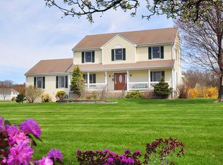 5 Old Country Ln, Ellington, CT 06029