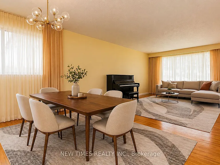 52 Lehar Cres — Photo 2