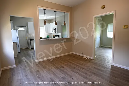 318 S B St Photo 1