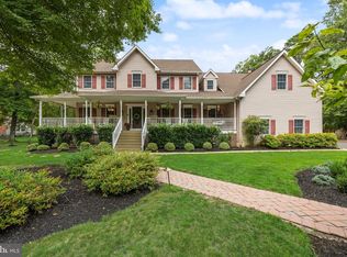 11 Larsen Park Dr, Medford, NJ 08055