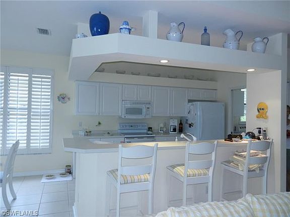 4th image of 11163 Longshore Way E