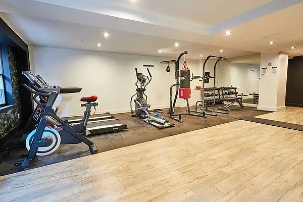 Rented by Lodger Corp | media 13