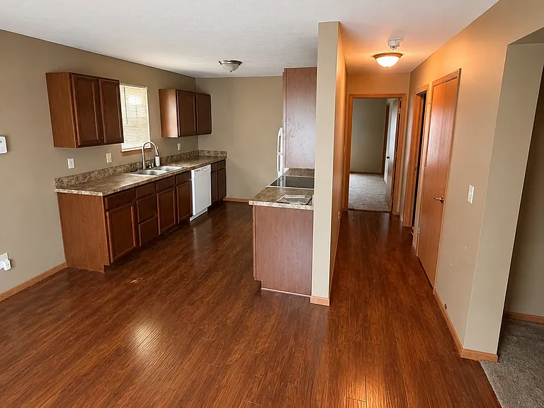 964 Greenwood Ave — Photo 2