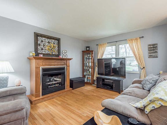 2nd image of 6604 Rock Bridge Ln